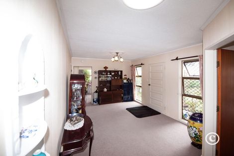 Photo of property in 100 Churton Drive, Churton Park, Wellington, 6037