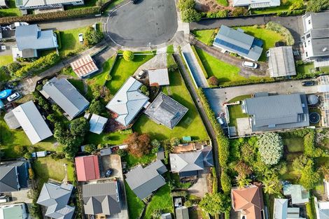 Photo of property in 2/13 Kowhai Avenue, Mangere Bridge, Auckland, 2022