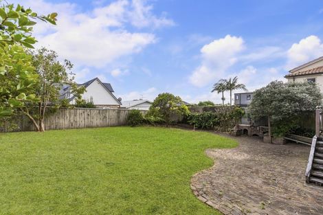 Photo of property in 10 Ewen Street, Takapuna, Auckland, 0622