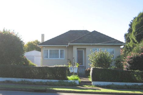 Photo of property in 21 Cambridge Terrace, Papatoetoe, Auckland, 2025