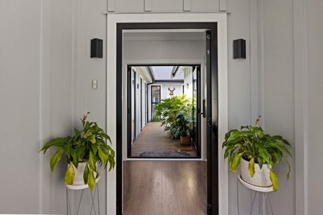 Photo of property in 23 Rich Rise, Havelock North, 4130