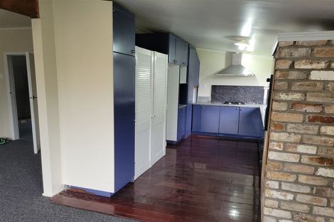 Photo of property in 87 Konini Road, Titirangi, Auckland, 0604