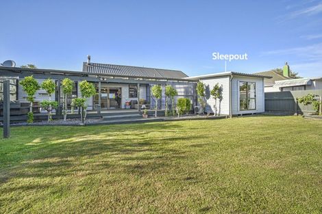 Photo of property in 1212 Jellicoe Street, Mayfair, Hastings, 4122