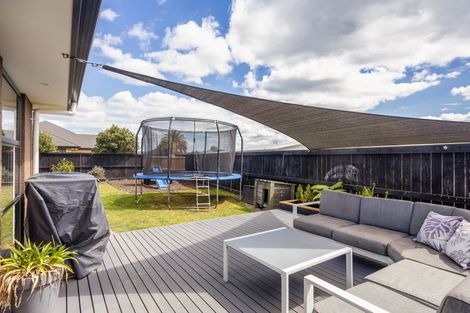 Photo of property in 51 Sutherland Drive, Kaiapoi, 7630