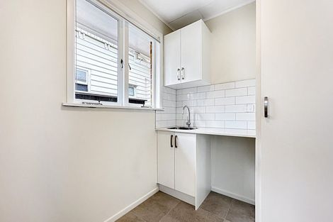 Photo of property in 29 Levonia Street, Morningside, Auckland, 1022