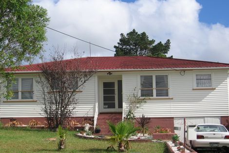 Photo of property in 12 Chilcott Road, Henderson, Auckland, 0612
