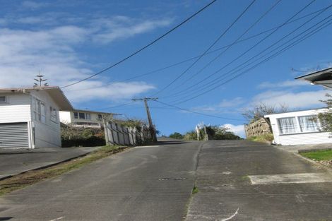 Photo of property in 10 Memorial Drive, Parahaki, Whangarei, 0112