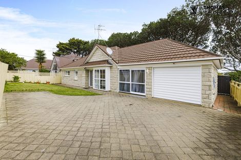 Photo of property in 2/2 Tampin Road, Hillpark, Auckland, 2102