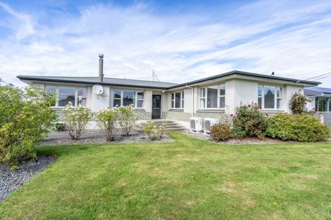 Photo of property in 75 Albert Street, Winton, 9720