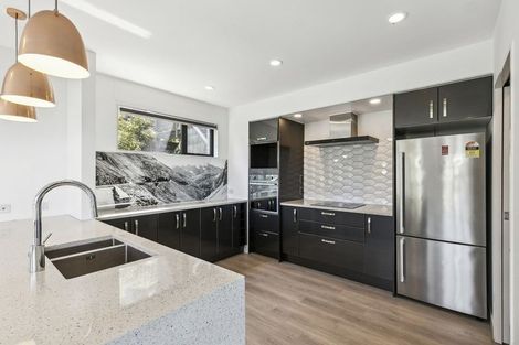 Photo of property in 6 Satchell Way, Kaiwharawhara, Wellington, 6035