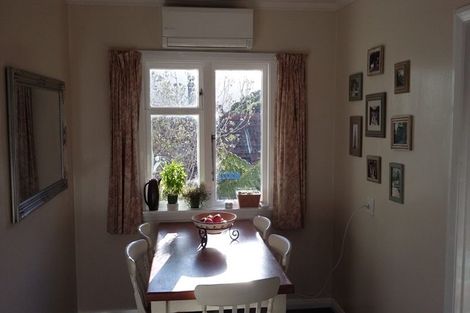 Photo of property in 18 Albemarle Road, Northland, Wellington, 6012