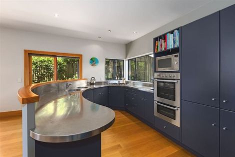 Photo of property in 363 Muritai Road, Eastbourne, Lower Hutt, 5013