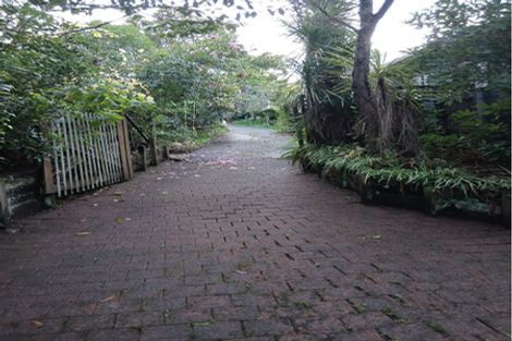 Photo of property in 184 Old Titirangi Road, Titirangi, Auckland, 0604