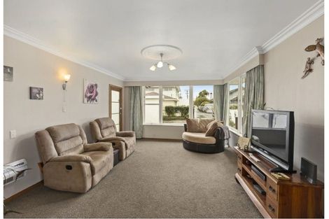 Photo of property in 25a Brasell Street, Fairfield, Lower Hutt, 5011