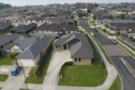 Photo of property in 20 Hector Drive, Rototuna North, Hamilton, 3210