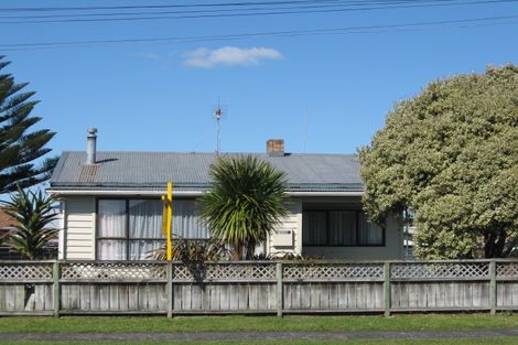 Photo of property in 194 Hakanoa Street, Huntly, 3700