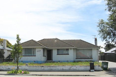 Photo of property in 207 Wainoni Road, Avondale, Christchurch, 8061