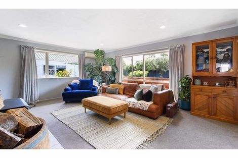 Photo of property in 60a Main North Road, Woodend, 7610