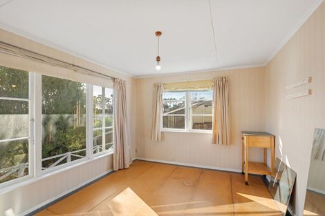 Photo of property in 12 Kahu Road, Otaihanga, Paraparaumu, 5036
