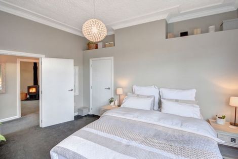 Photo of property in 110 Hargest Crescent, Saint Clair, Dunedin, 9012