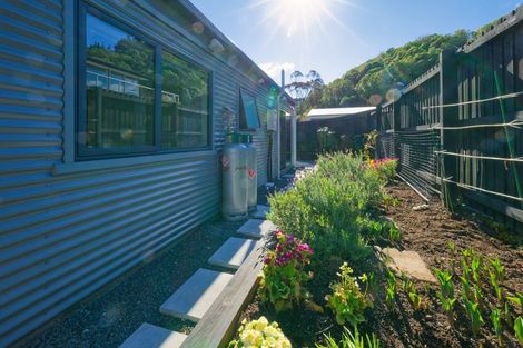 Photo of property in 48 Kotare Place, South Bay, Kaikoura, 7300