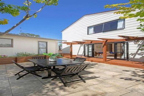 Photo of property in 3 Jandell Crescent, Bucklands Beach, Auckland, 2014