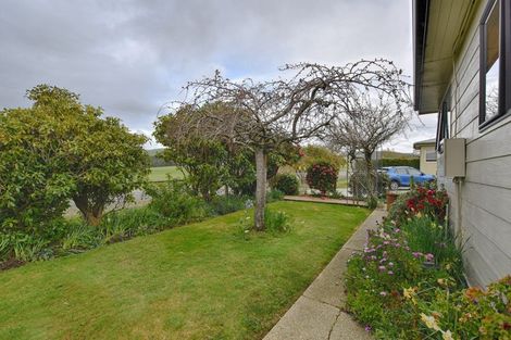Photo of property in 26 Tokanui-haldane Road, Tokanui, 9884