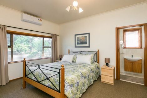 Photo of property in 6 Douglas Mclean Avenue, Marewa, Napier, 4110