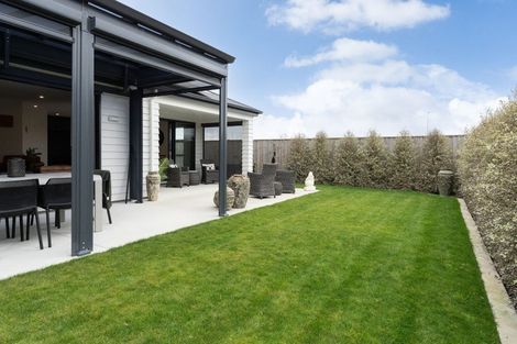 Photo of property in 9 Pahiki Crescent, Levin, 5510