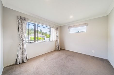 Photo of property in 35 Staithes Drive North, Whitby, Porirua, 5024