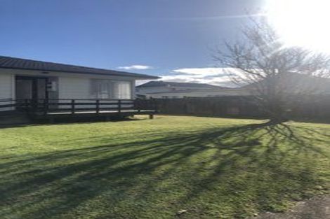 Photo of property in 2/1 Matua Place, Clendon Park, Auckland, 2103