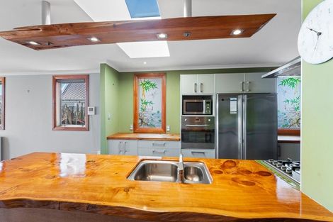 Photo of property in 13 Rodney Avenue, Te Horo Beach, Otaki, 5581