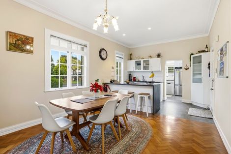 Photo of property in 46 Rewarewa Road, Te Atatu Peninsula, Auckland, 0610