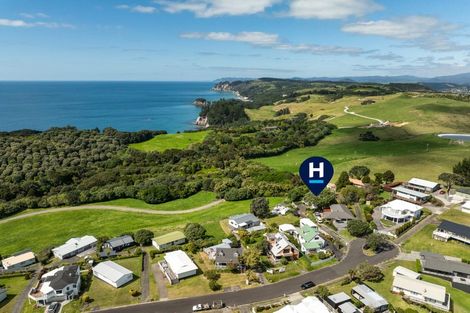 Photo of property in 453 Onemana Drive, Onemana, Whangamata, 3691