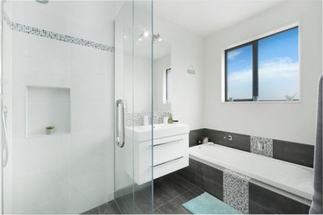 Photo of property in 16 Bellbird Place, Rolleston, 7614