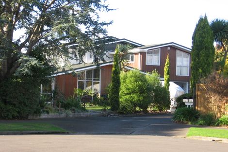 Photo of property in 7 Linmor Place, Terrace End, Palmerston North, 4410