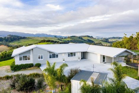 Photo of property in 33 Rua Road, Mangawhai, 0573