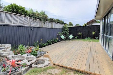 Photo of property in 52 Lotus Avenue, Mount Maunganui, 3116