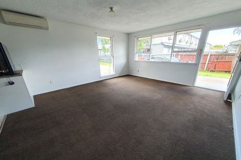 Photo of property in 2/15 Elizabeth Street, Riccarton, Christchurch, 8011