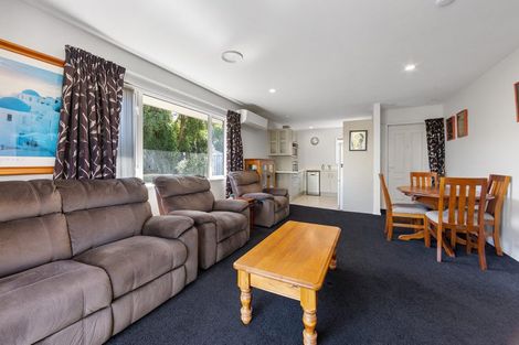 Photo of property in 3/28 Englefield Road, Belfast, Christchurch, 8051