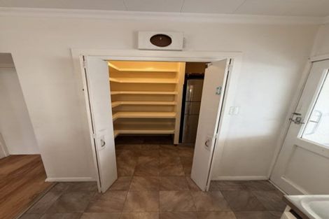 Photo of property in 8 Nyoli Street, Northcote, Christchurch, 8052