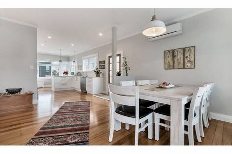 Photo of property in 1 Cochrane Road, Hobsonville, Auckland, 0616