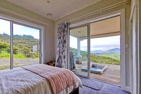Photo of property in 114 Rarangi Heights, Parua Bay, 0192