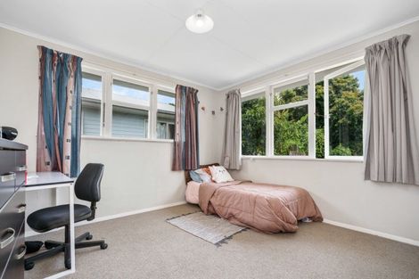 Photo of property in 33 Henderson Crescent, Parkvale, Tauranga, 3112