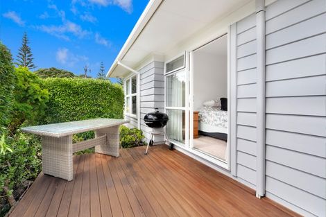 Photo of property in 31 Riverside Road, Orewa, 0931