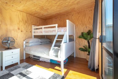 Photo of property in 105 Chartwell Avenue, Whangamata, 3620