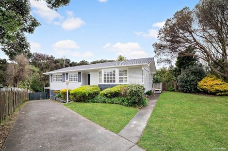 Photo of property in 32 Spinella Drive, Bayview, Auckland, 0629