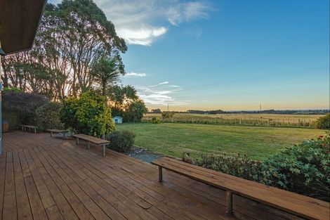 Photo of property in 53-55 Oram Drive, Turitea, Palmerston North, 4472