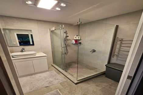 Photo of property in 824 West Coast Road, Oratia, Auckland, 0604