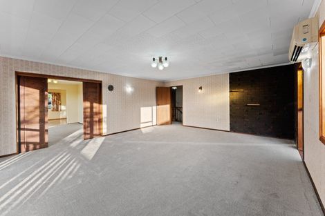 Photo of property in 40 Bosun Terrace, Whitby, Porirua, 5024